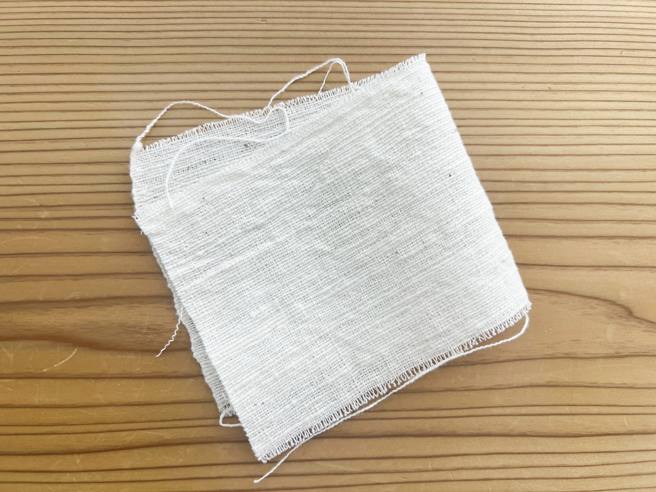 穴破れ　当て布貼り付け　10㎠内まで 【1箇所につき】